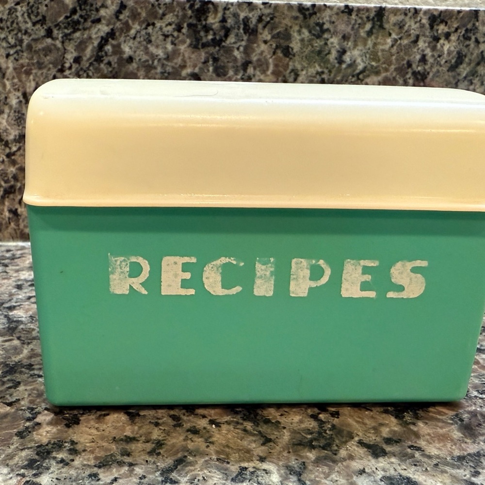 Vintage Lustroware Recipe Box No. B25 – Teal & Cream Retro Kitchen Storage
